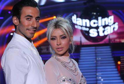ندى أبو فرحات تتغلب على ميّ حريري في Dancing with the Stars